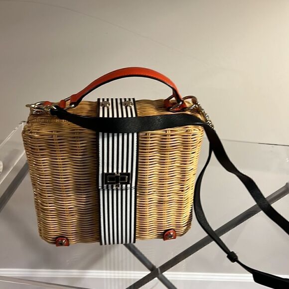 Henri Bendel Montauk Wicker Lunch Box - Picture 4 of 9